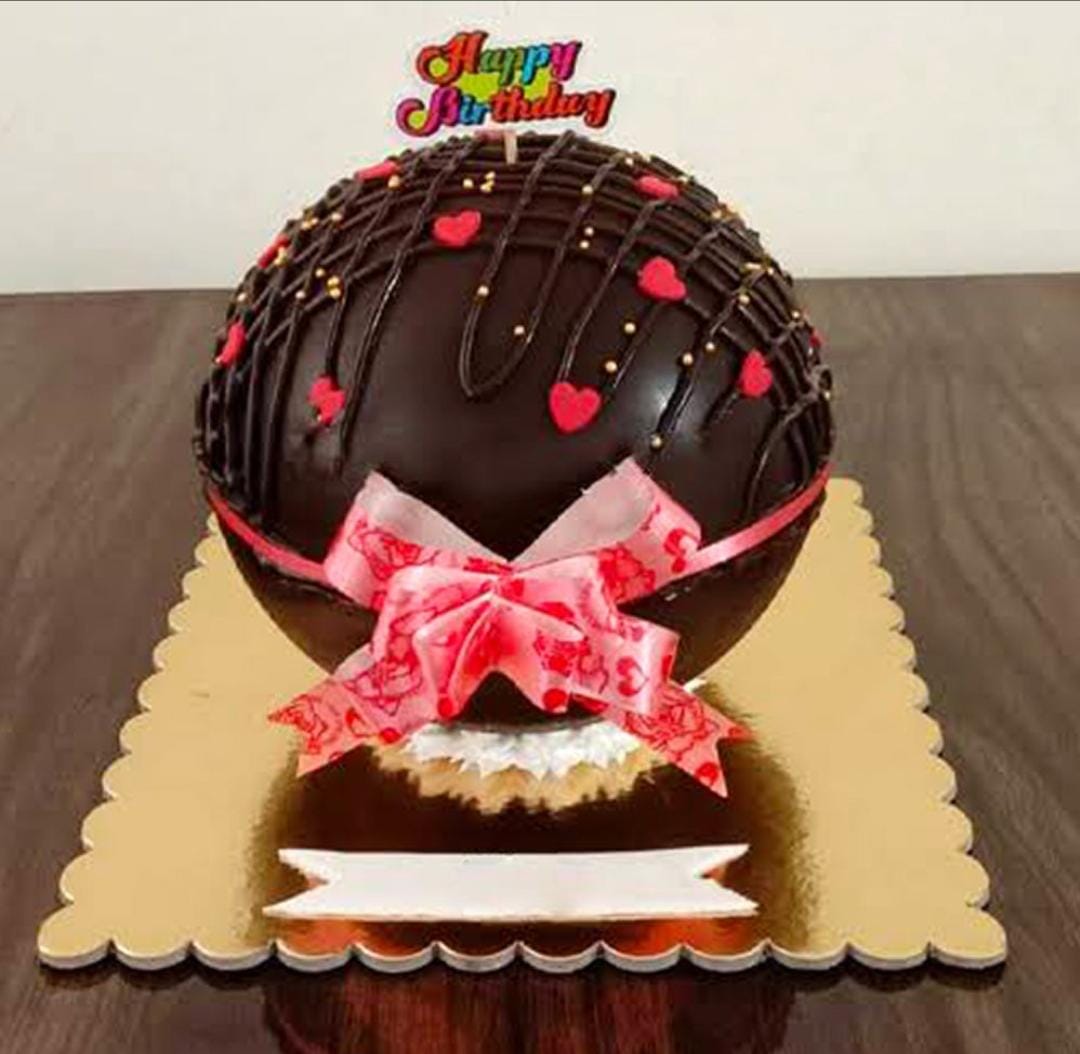 Happy Birthday, Mikasa! Made our girl chocolate lava cake with raspberry  core. : r/attackontitan